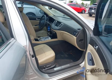 2011 Hyundai Genesis 3.8 from USA, damaged, VIN KMHGC4DE4BU121432